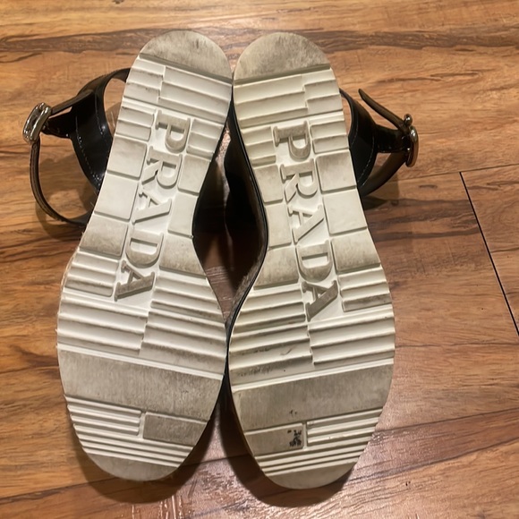 Sandals - Picture 6 of 8